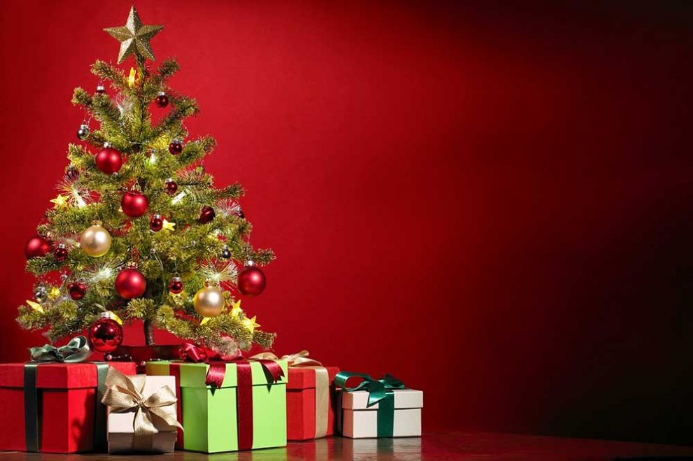 Sapin de Noël et cadeaux